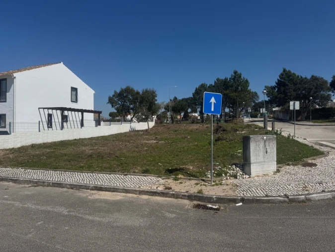 Terreno para Venda em Sesimbra (Castelo) Foto 4