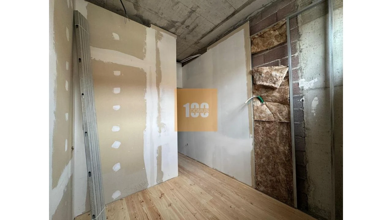 Apartamento T2 para Venda em Bonfim Foto 31