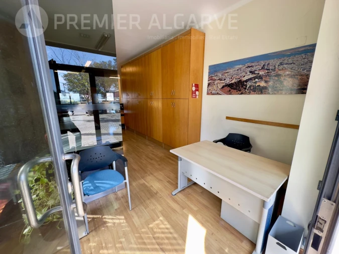 Loja para Arrendamento em Faro (Sé e São Pedro) Foto 4