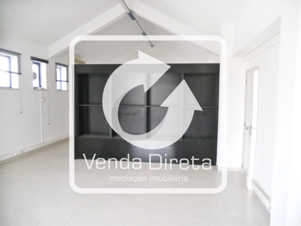 Armazém para Venda em Alcanena e Vila Moreira Foto 6