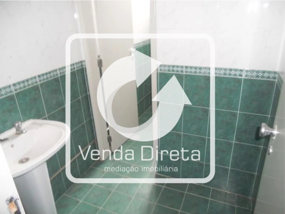 Armazém para Venda em Alcanena e Vila Moreira Foto 8