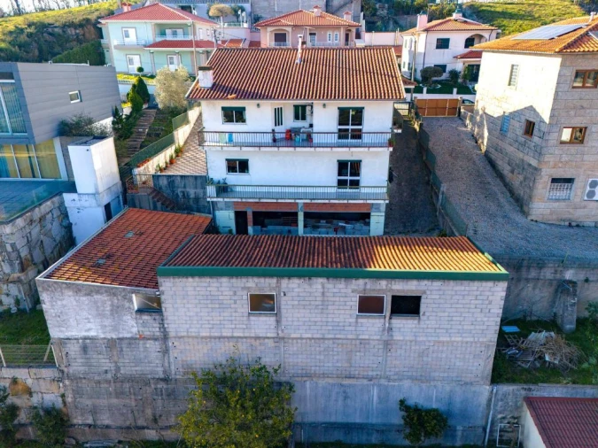 Moradia T3 para Venda em Mancelos Foto 2