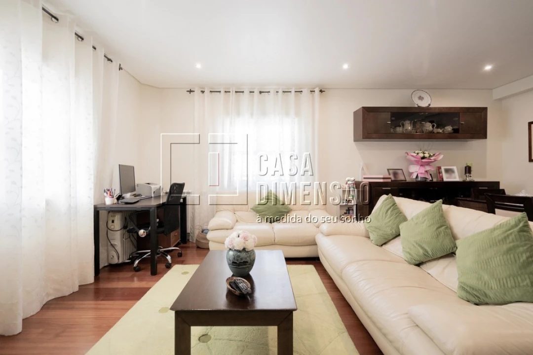 Apartamento T2 para Venda em Carnaxide e Queijas Foto 16