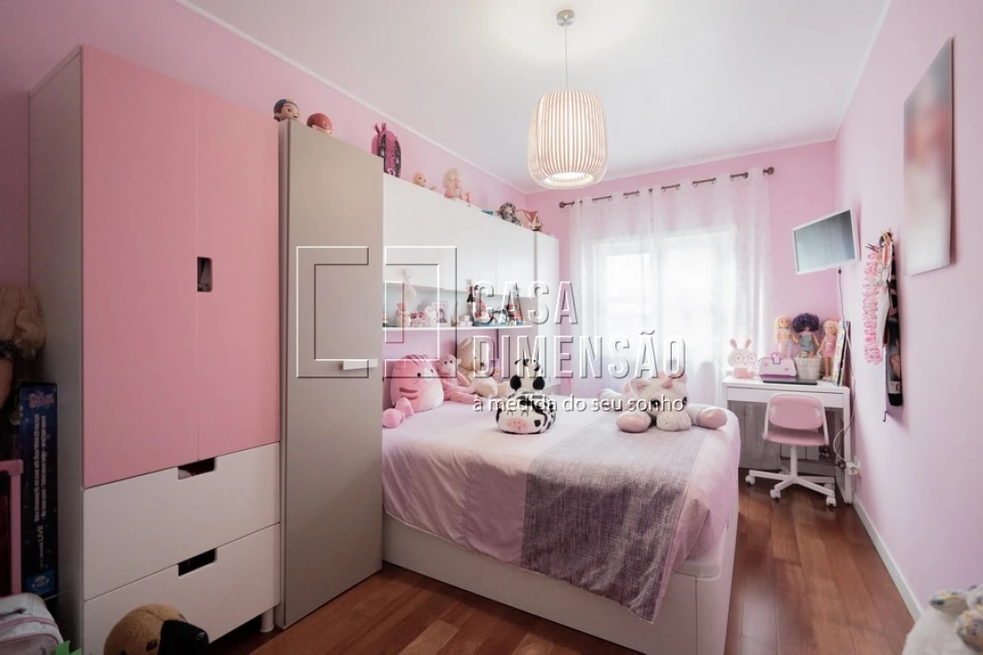 Apartamento T2 para Venda em Carnaxide e Queijas Foto 33