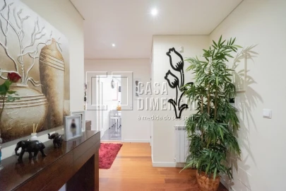 Apartamento T2 para Venda em Carnaxide e Queijas