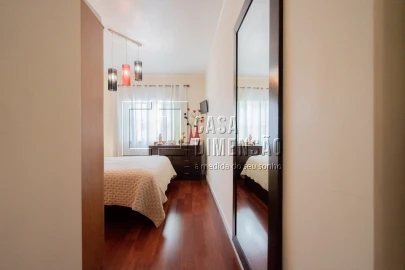 Apartamento T2 para Venda em Carnaxide e Queijas