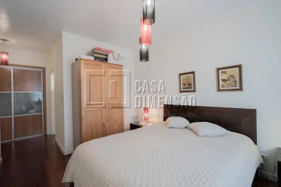 Apartamento T2 para Venda em Carnaxide e Queijas