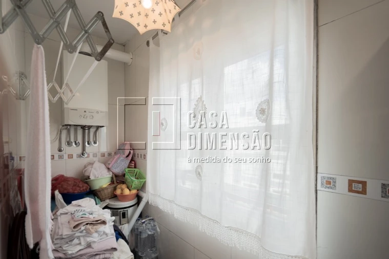 Apartamento T2 para Venda em Carnaxide e Queijas Foto 26