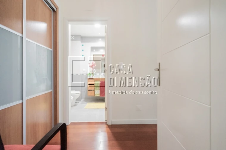 Apartamento T2 para Venda em Carnaxide e Queijas Foto 35
