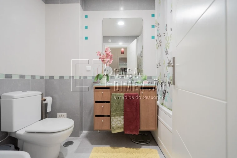 Apartamento T2 para Venda em Carnaxide e Queijas Foto 42