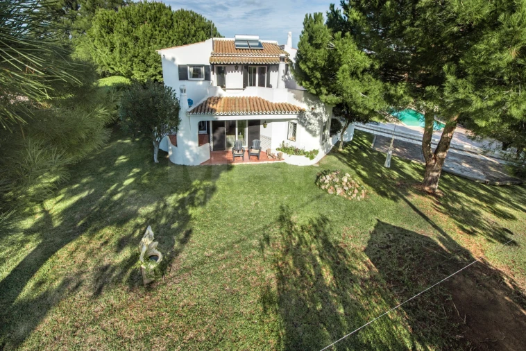 Moradia T4 para Venda em Porches Foto 4