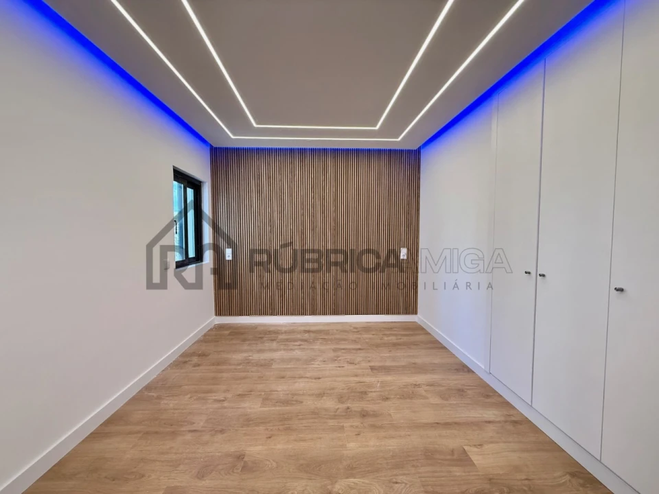 Apartamento T2 para Venda em Quarteira Foto 20
