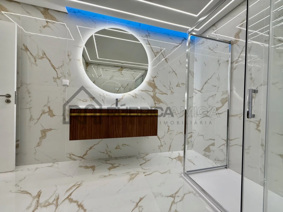 Apartamento T2 para Venda em Quarteira Foto 24