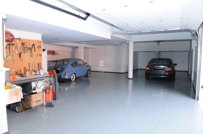 Moradia T5 para Venda em São Martinho