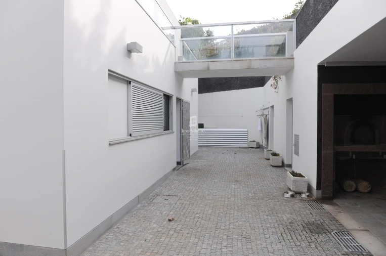 Moradia T5 para Venda em São Martinho Foto 13