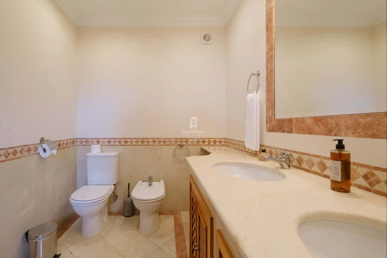 Apartamento T3 para Venda em São Gonçalo Foto 8