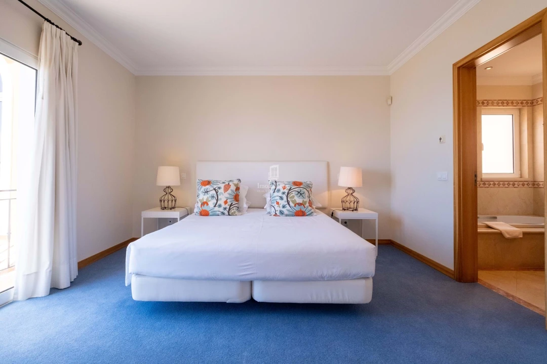 Apartamento T3 para Venda em São Gonçalo Foto 11