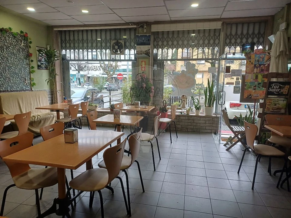 Negócio para Venda em Ermesinde Foto 6