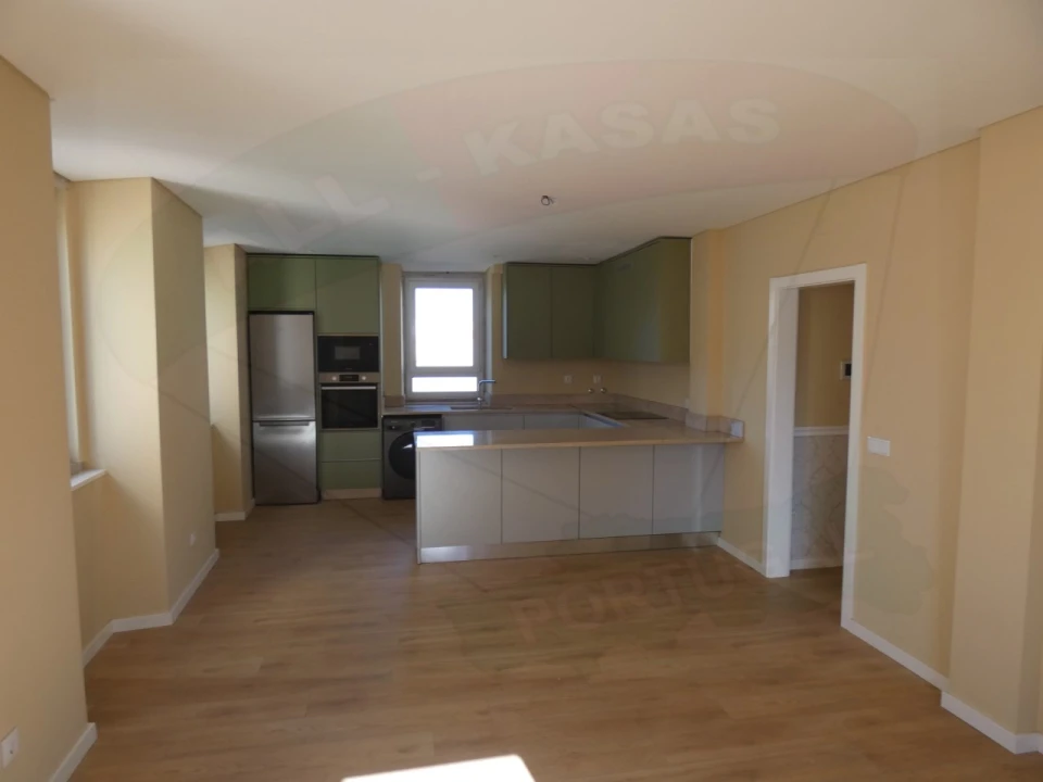Apartamento T2 para Venda em Massamá e Monte Abraão Foto 2