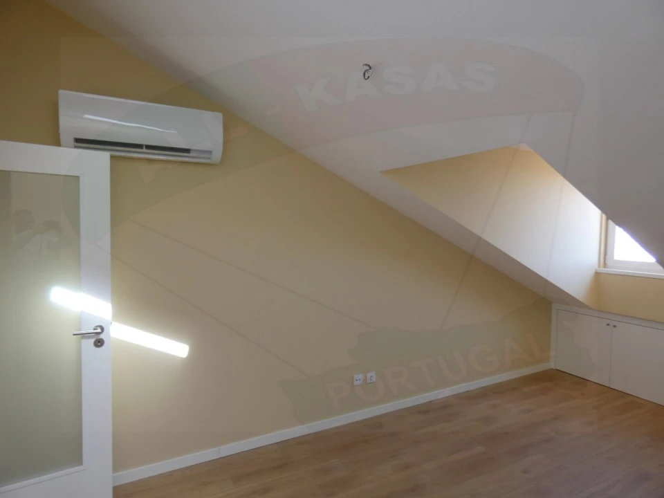Apartamento T2 para Venda em Massamá e Monte Abraão Foto 13