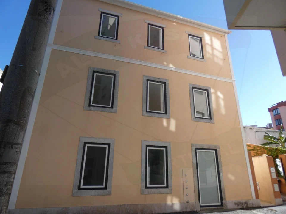 Apartamento T2 para Venda em Massamá e Monte Abraão Foto 24