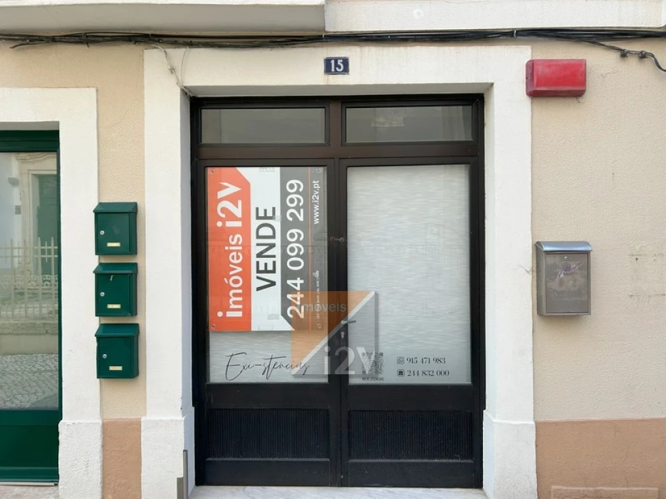 Loja para Venda em Leiria, Pousos, Barreira e Cortes Foto 4