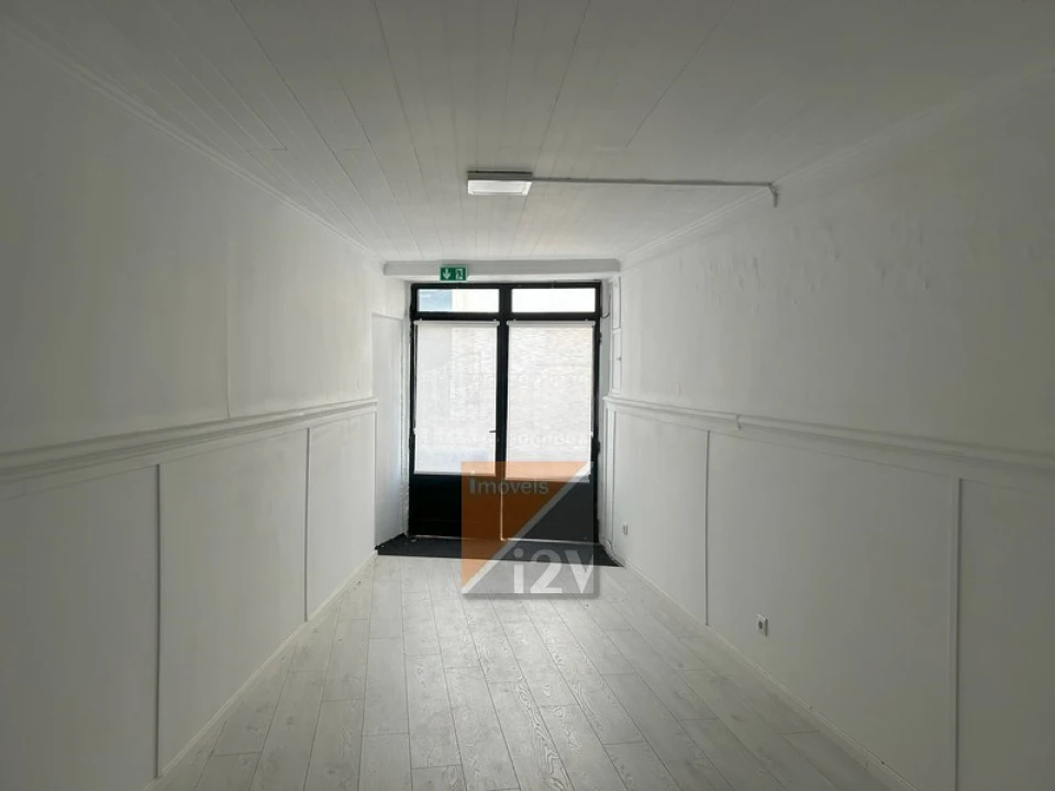 Loja para Venda em Leiria, Pousos, Barreira e Cortes Foto 15