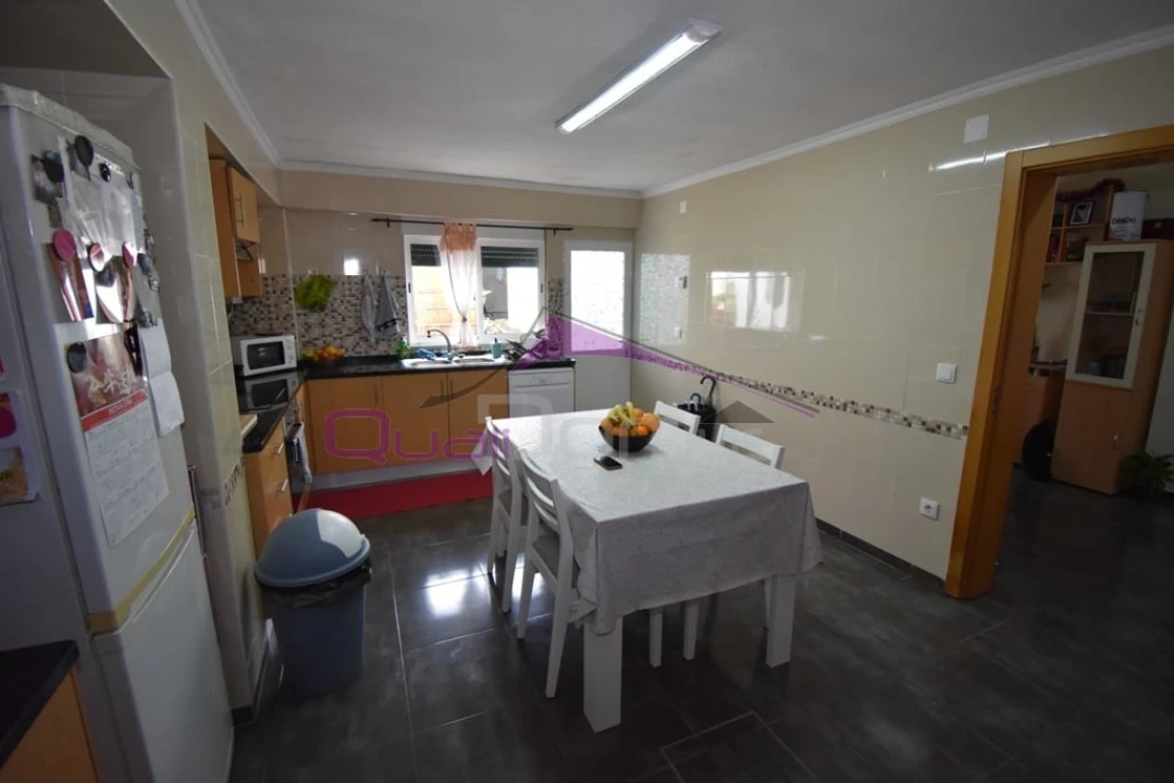 Moradia T3 para Venda em São João Baptista Foto 3