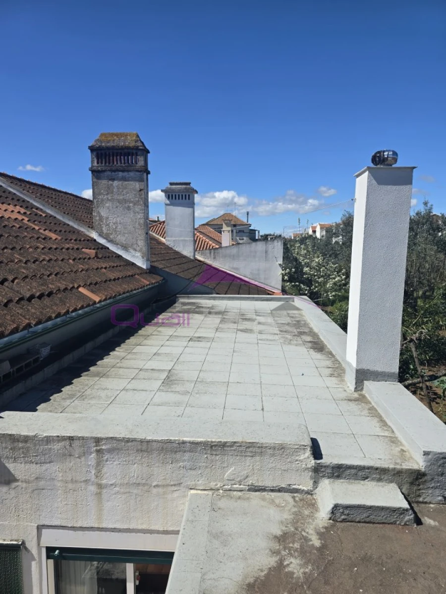 Moradia T3 para Venda em São João Baptista Foto 8