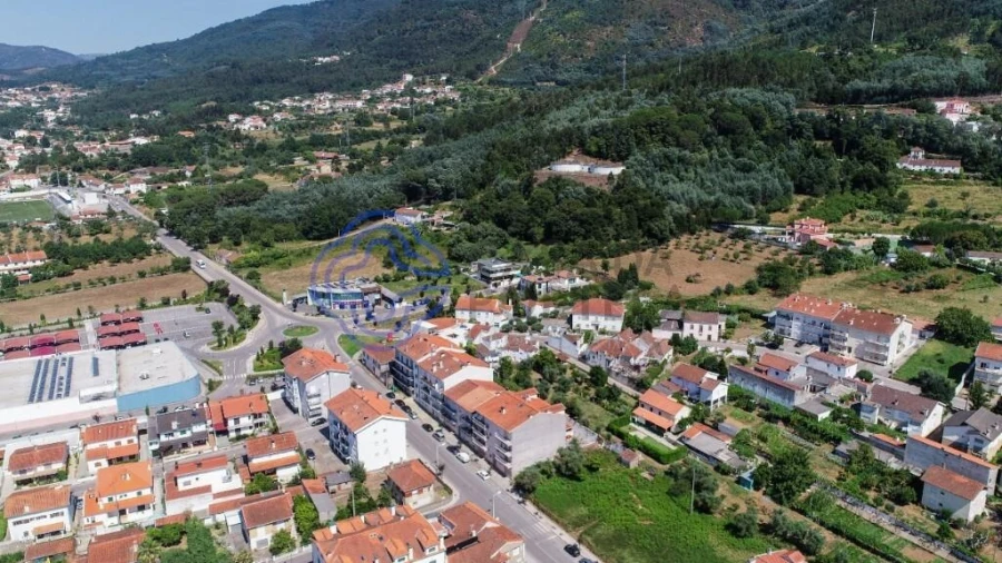 Moradia T5 para Venda em Lousã e Vilarinho Foto 7