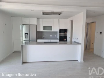 Apartamento T3 para Venda em Ericeira