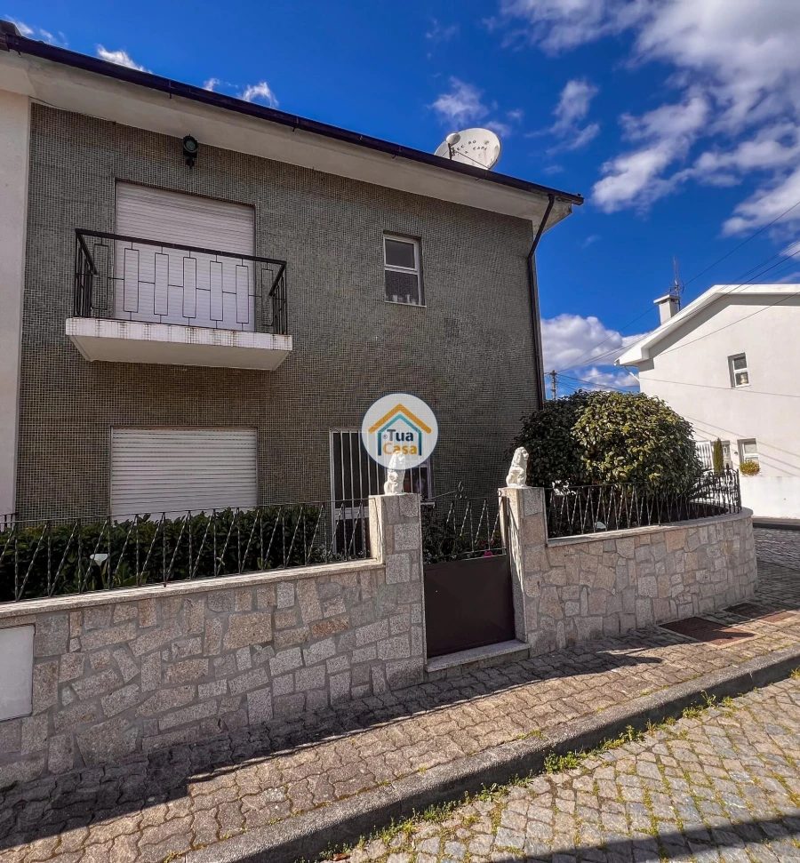 Moradia T3 para Venda em Fafe Foto 2