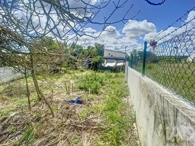 Moradia T2 para Venda em Bencatel Foto 22