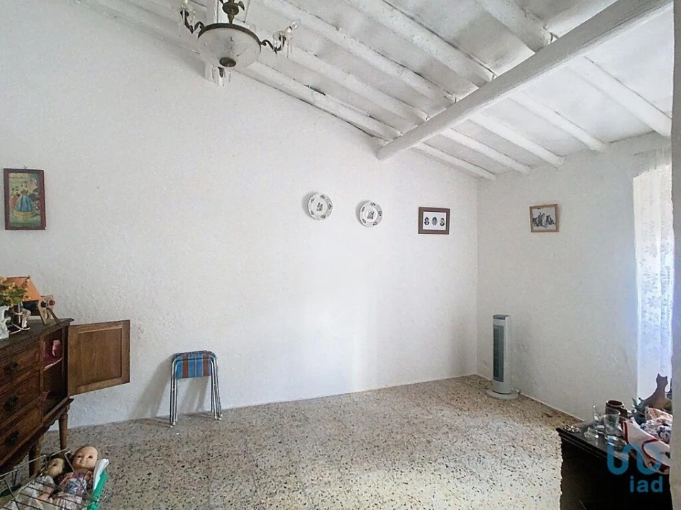 Moradia T2 para Venda em Bencatel Foto 9