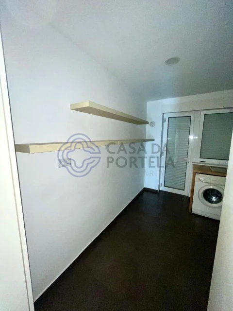 Apartamento T4 para Venda em Aldoar, Foz do Douro e Nevogilde