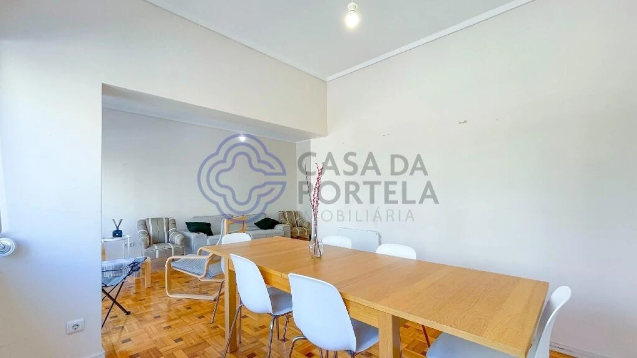 Apartamento T4 para Venda em Aldoar, Foz do Douro e Nevogilde Foto 3