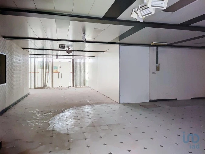 Loja para Arrendamento em Nossa Senhora das Misericordias Foto 6