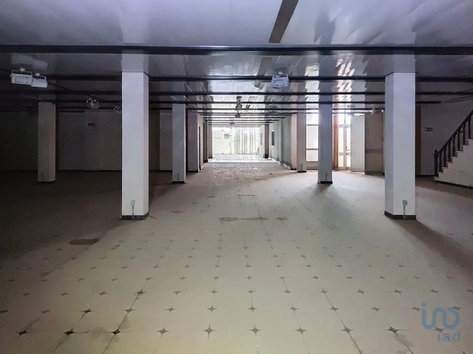 Loja para Arrendamento em Nossa Senhora das Misericordias Foto 13