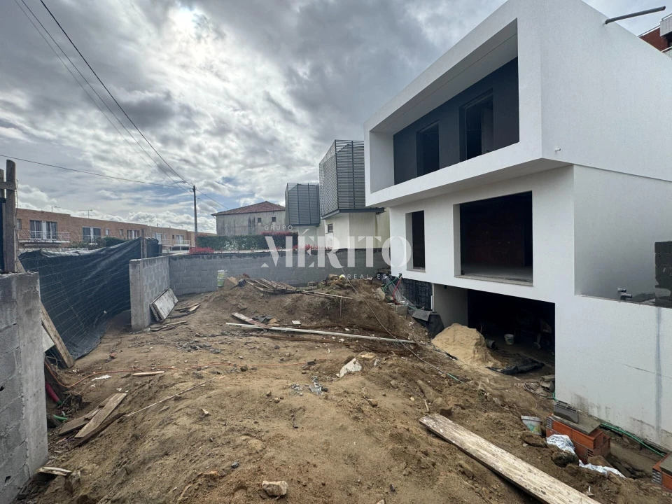 Moradia T4 para Venda em Barcelos, V.Boa, V.Frescainha Foto 7