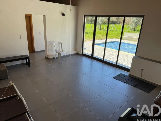 Moradia T4 para Venda em Vila Facaia Foto 19