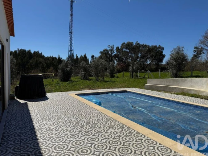 Moradia T4 para Venda em Vila Facaia Foto 23