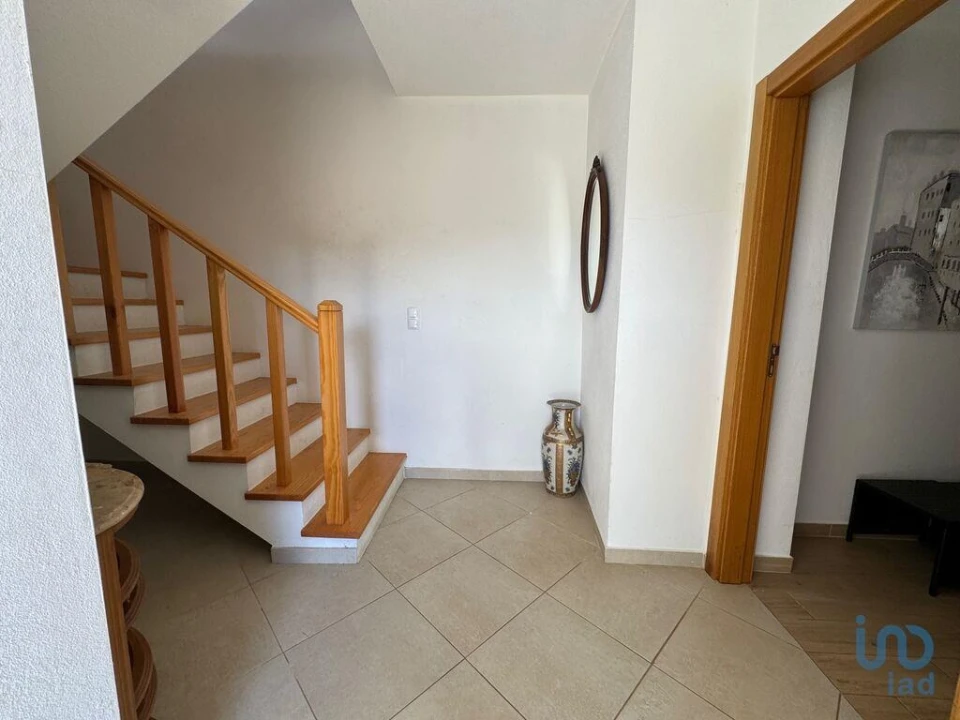 Moradia T4 para Venda em Vila Facaia Foto 7