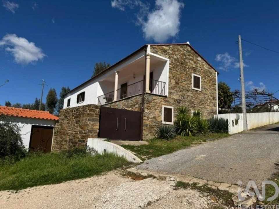 Moradia T4 para Venda em Vila Facaia Foto 30