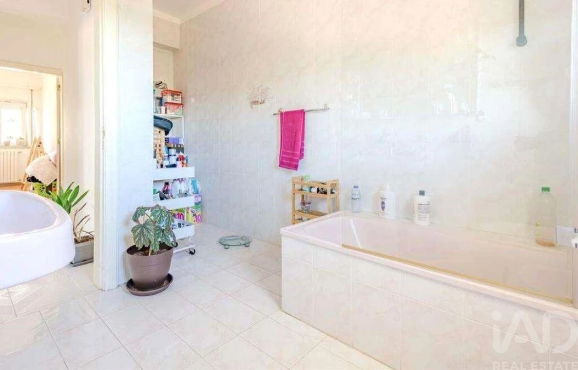 Prédio para Venda em Covilhã e Canhoso Foto 18