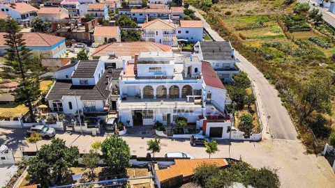 Moradia T4 para Venda em Caparica e Trafaria