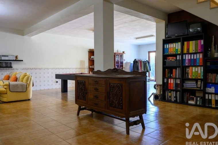 Moradia T4 para Venda em Oliveira do Bairro Foto 24