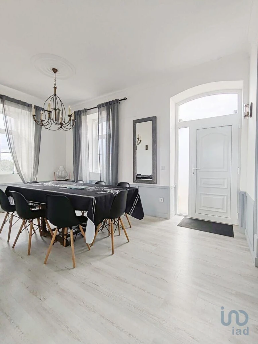 Moradia T3 para Venda em Travanca de Lagos Foto 2