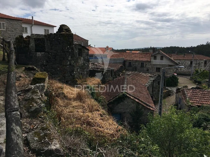 Moradia T5 para Venda em Recardães e Espinhel Foto 14