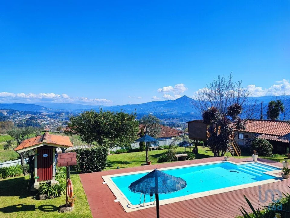 Moradia T2 para Venda em Arnoia Foto 1