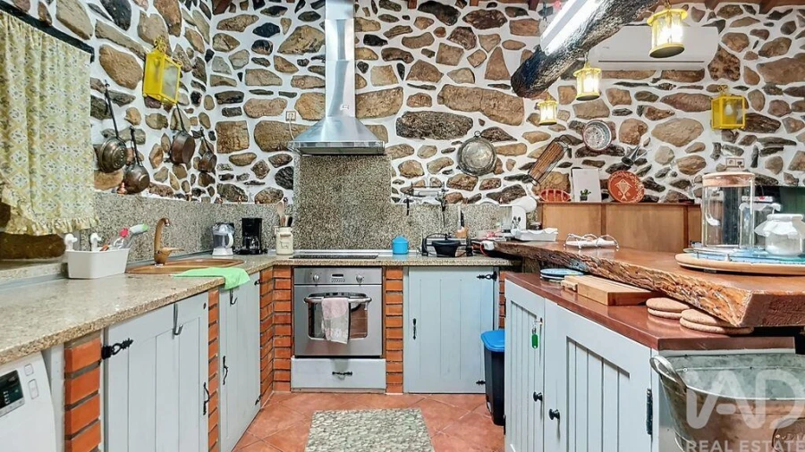 Moradia T2 para Venda em Arnoia Foto 17